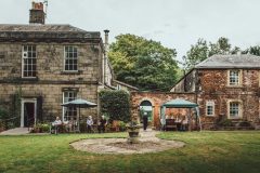 Bank Close House care home Chesterfield - Gardens