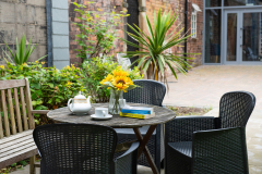 Bank Close House care home Chesterfield - Gardens